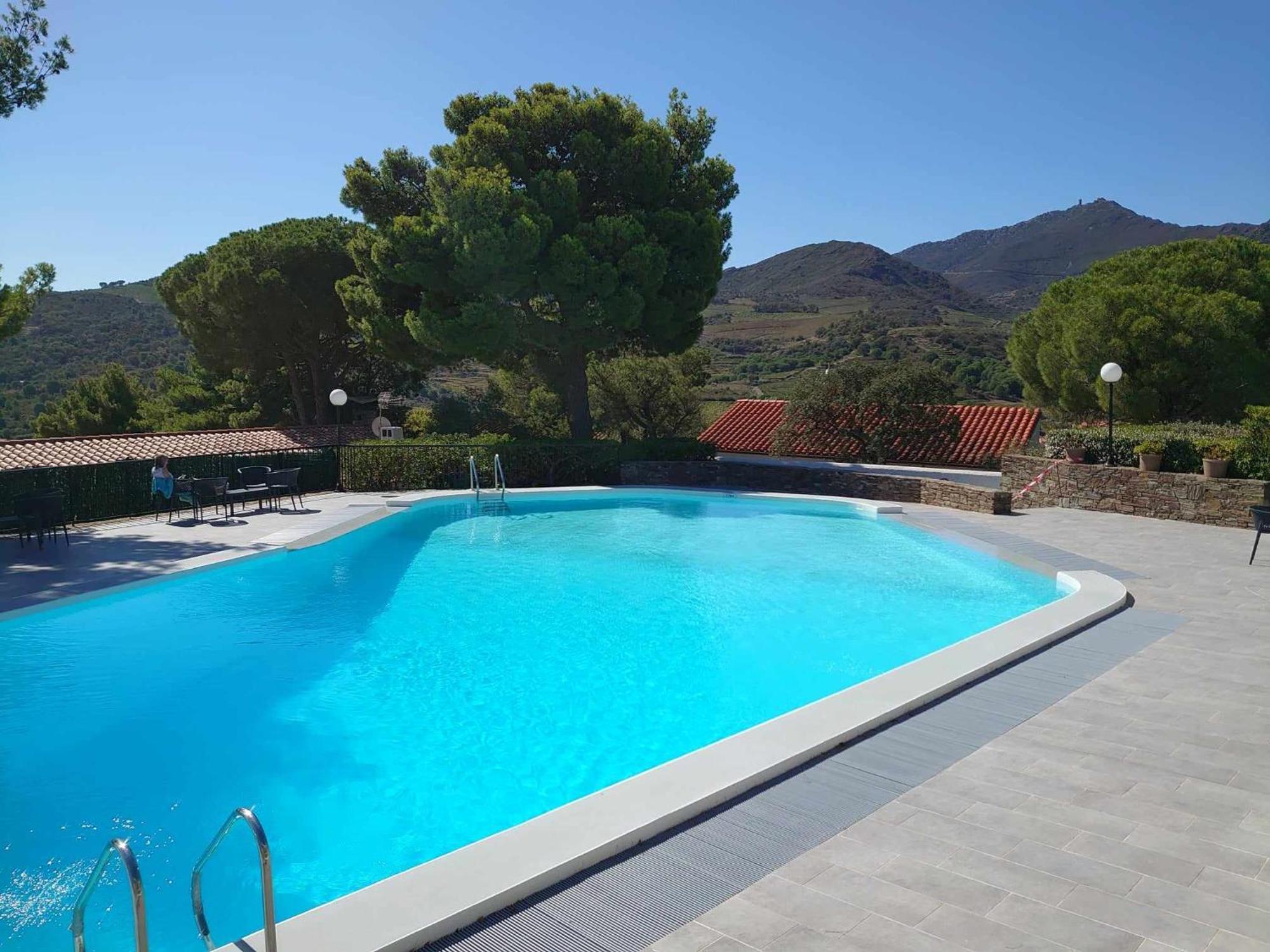 4Amb2 Villa De Caractere Avec Piscine Collective Collioure Luaran gambar